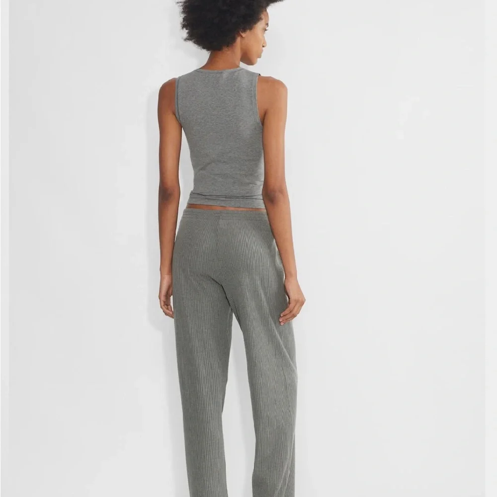 NWT Aritzia The Group Mend Tank - Heather Dark Grey Size M - Picture 5 of 12